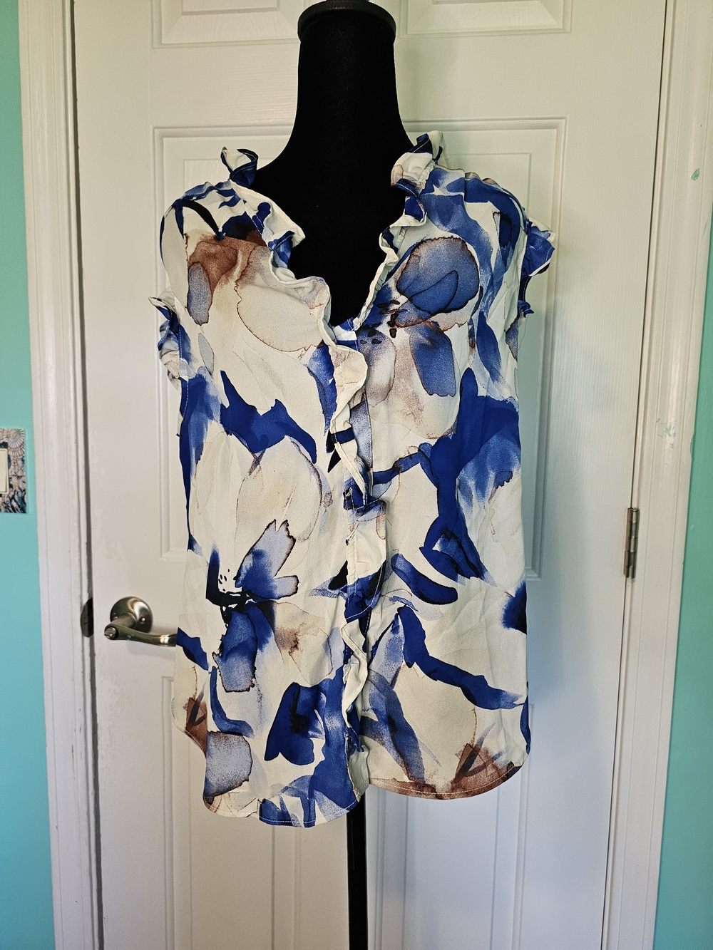DKNY Sleeveless Ruffle Sheer V-Neck Top in Blue & White Floral Women's Sz L
